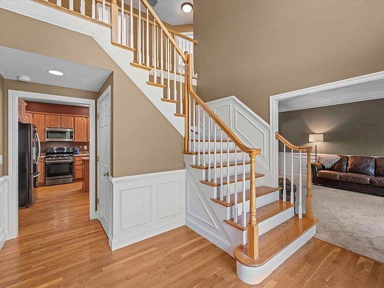 13 Daland Circle photo 3