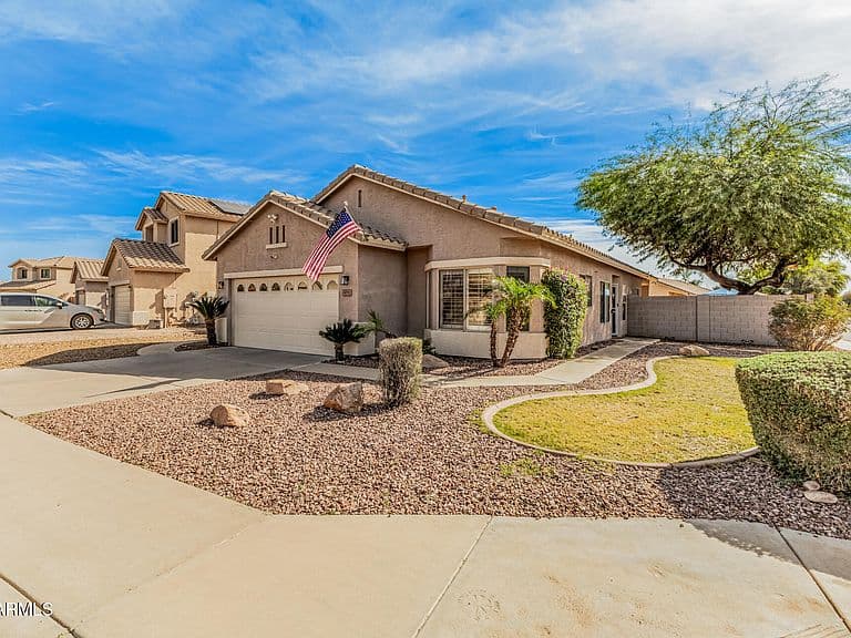 4051 W Desert Hollow Dr photo 3