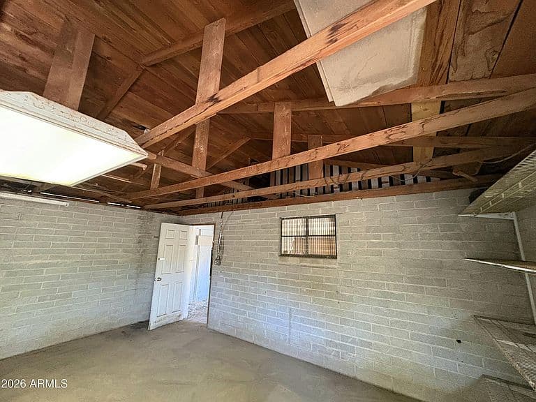 1517 W SAHUARO Drive photo 5