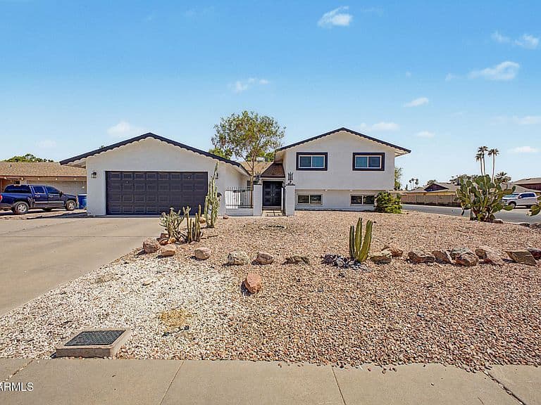 1403 E MINTON Drive photo 1