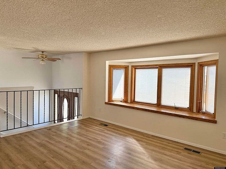 1305 5th West Ct photo 5