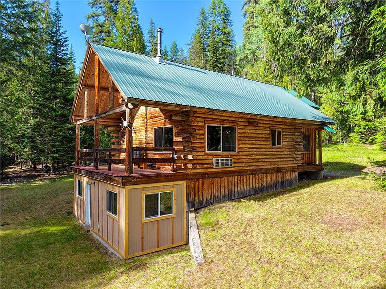 364 Cedars Dr photo 3
