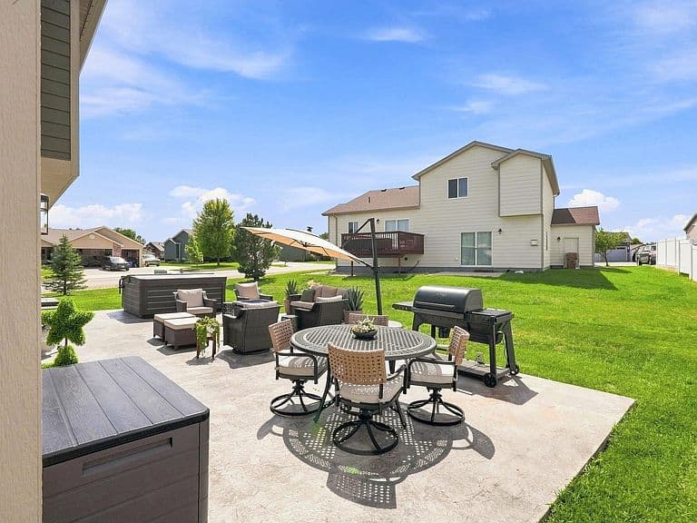 4301 Donegal Way photo 4