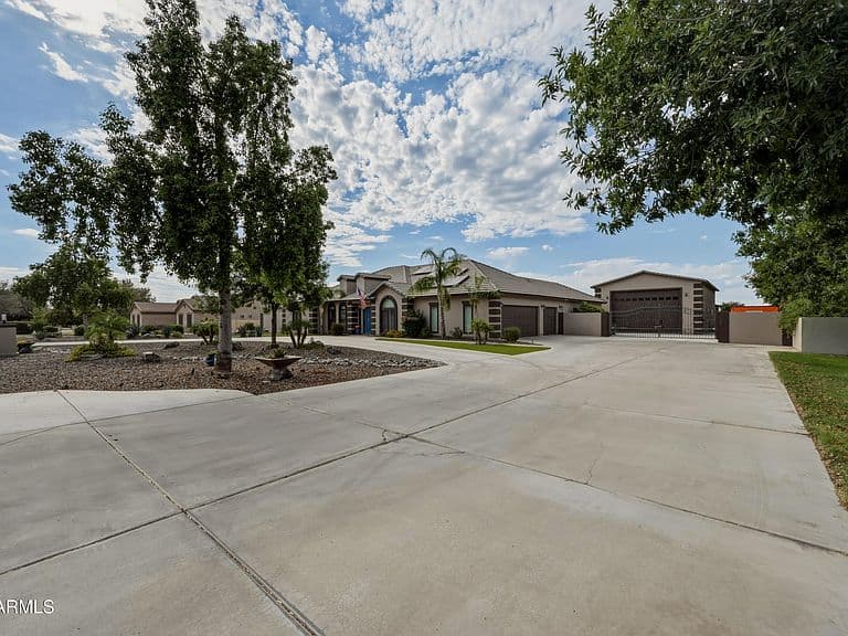 20922 E EXCELSIOR Avenue photo 3