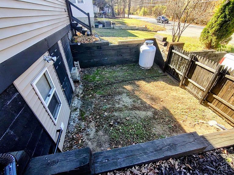 279 New Hampton Road photo 4