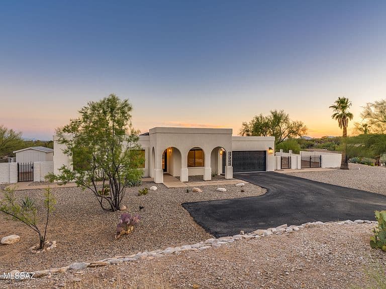 4554 N Avenida Del Cazador photo 1