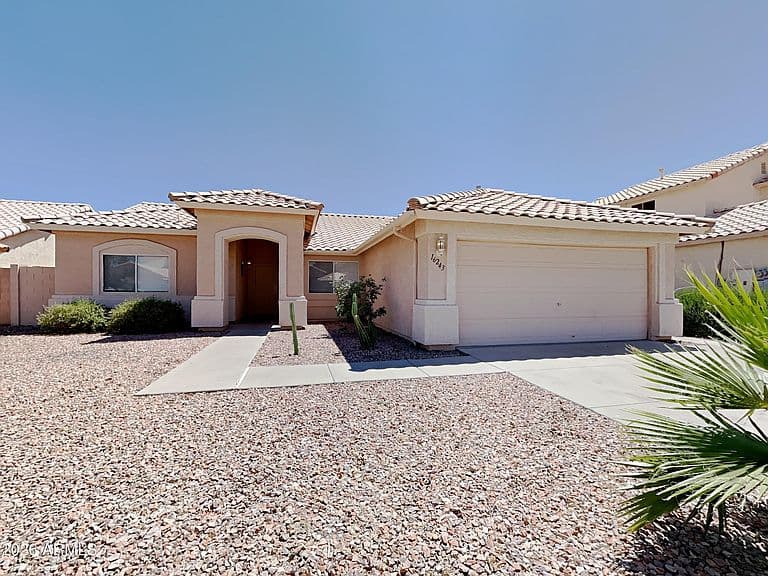 16243 W JEFFERSON Street photo 1