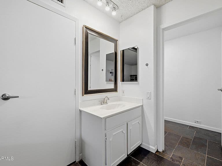 2810 E GLENROSA Avenue #16 photo 5