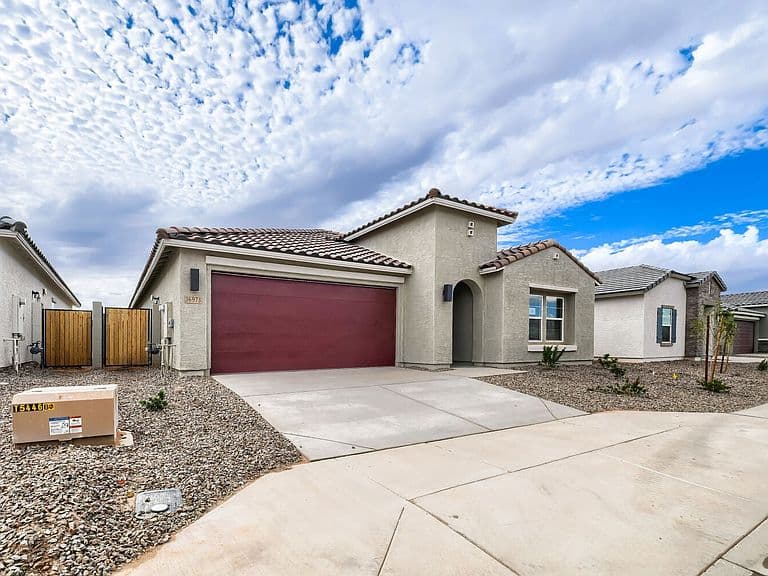36973 W Nina St photo 2