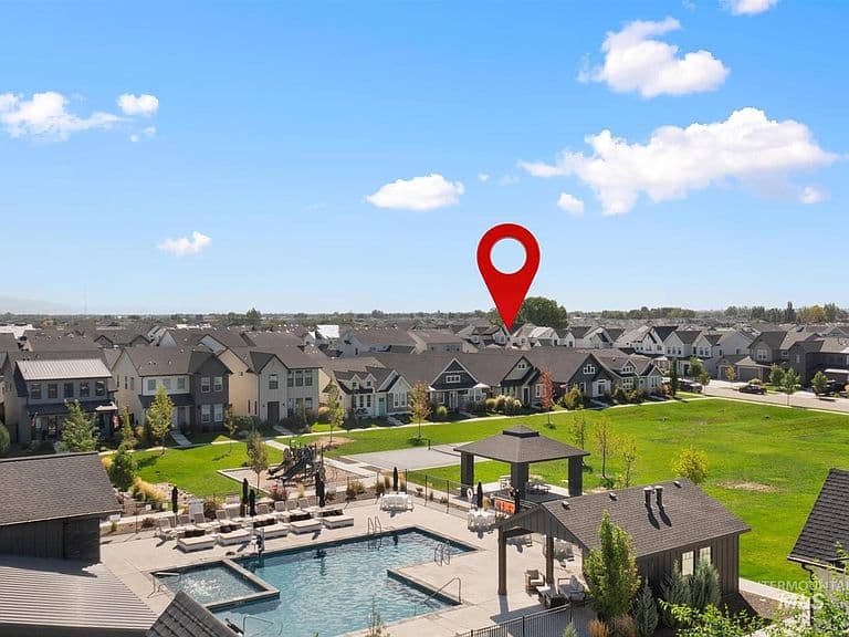 6725 W Los Flores Dr photo 3