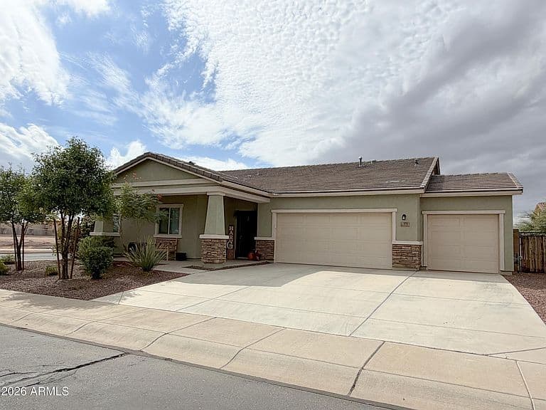 375 E MONTEGO Drive photo 4