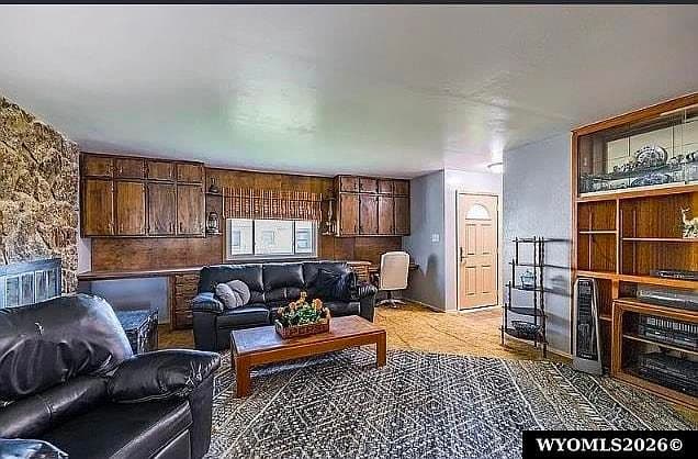 418 Morgan Ave photo 3