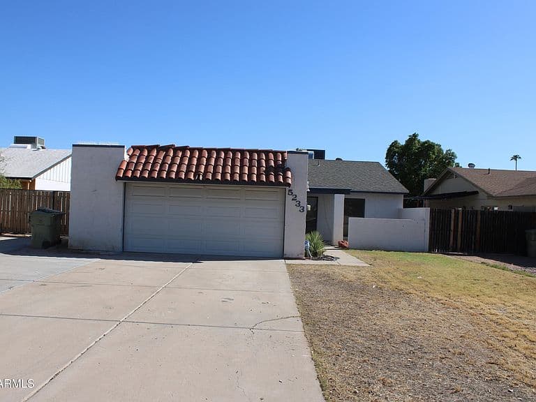 5233 W MOUNTAIN VIEW Road photo 1