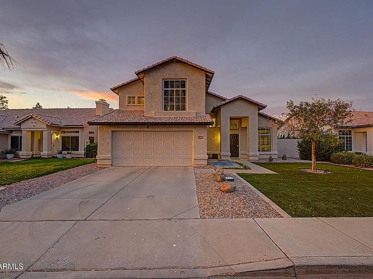 1360 W GAIL Drive photo 1