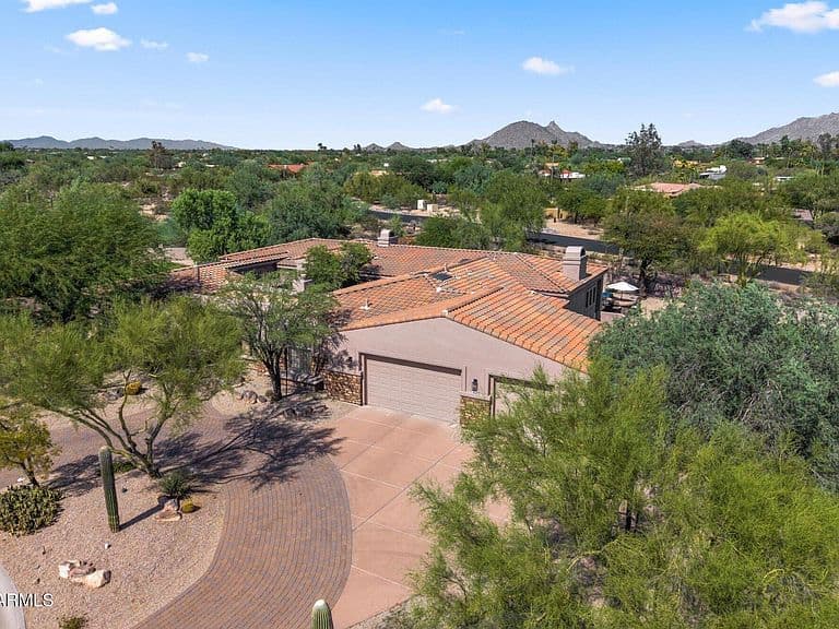 22573 N 79TH Place photo 2