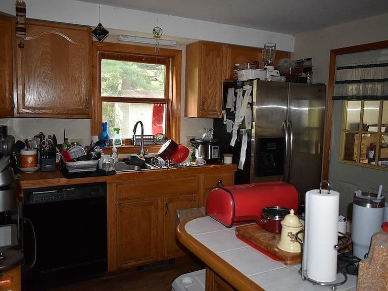 13 Upland Drive photo 3