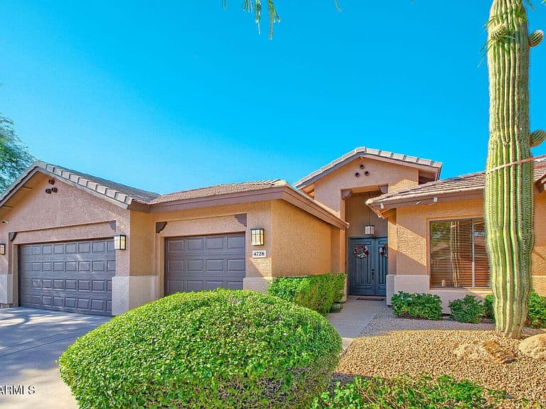 4728 E SPUR Drive photo 2
