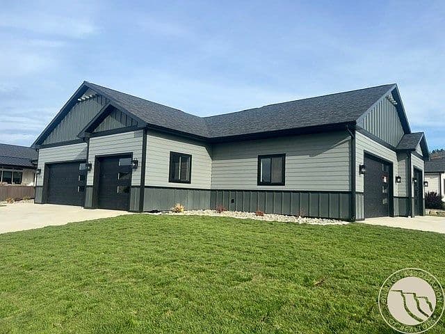 4733 Silver Creek Trl photo 2