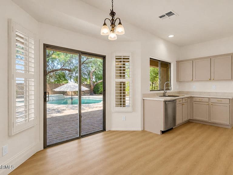21144 E SADDLE Way photo 3