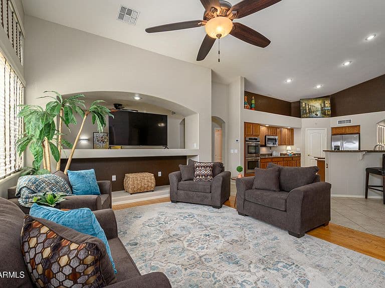 17723 W SAMMY Way photo 3