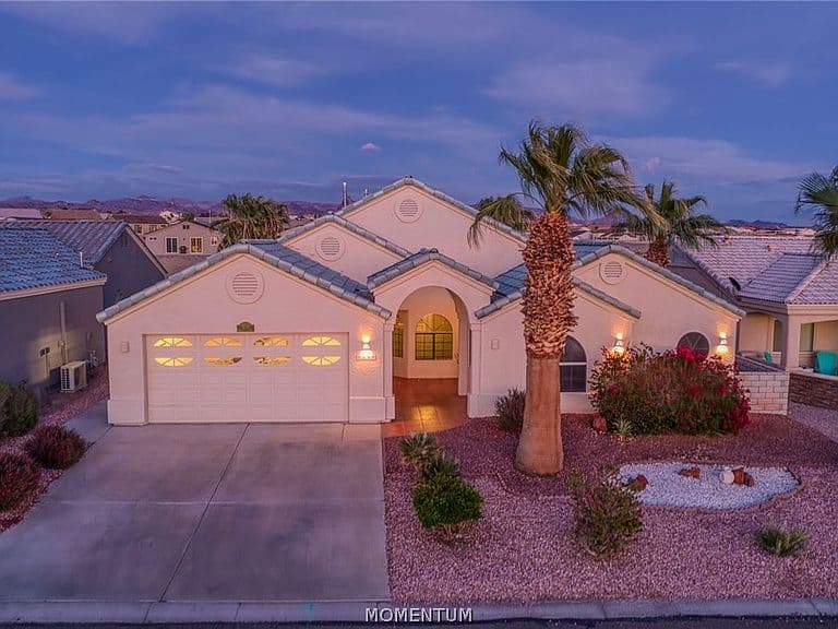 6090 S Bella Vista Drive photo 2