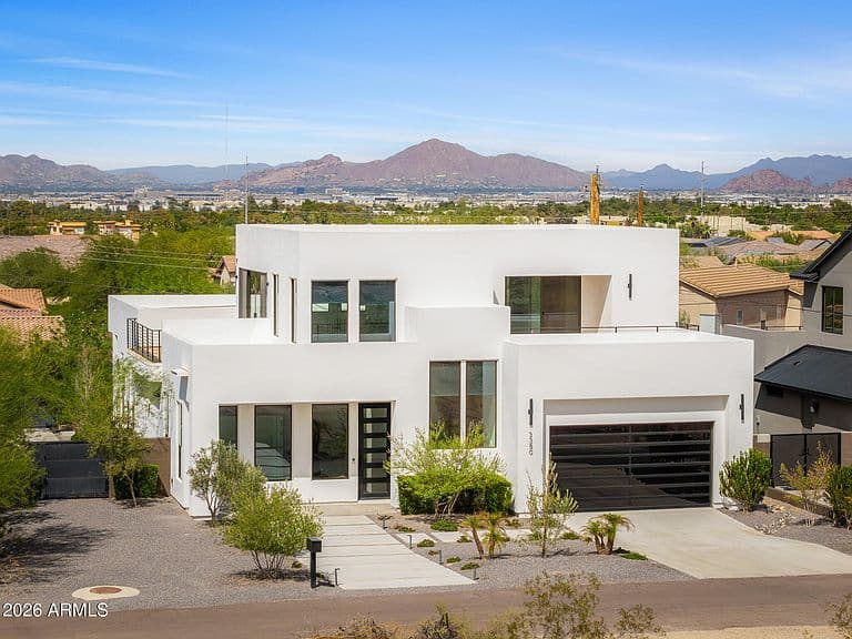 3350 E HIGHLINE CANAL Road photo 1