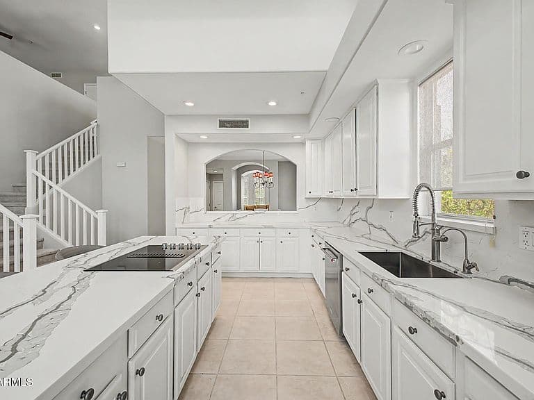 28990 N WHITE FEATHER Lane #158 photo 5