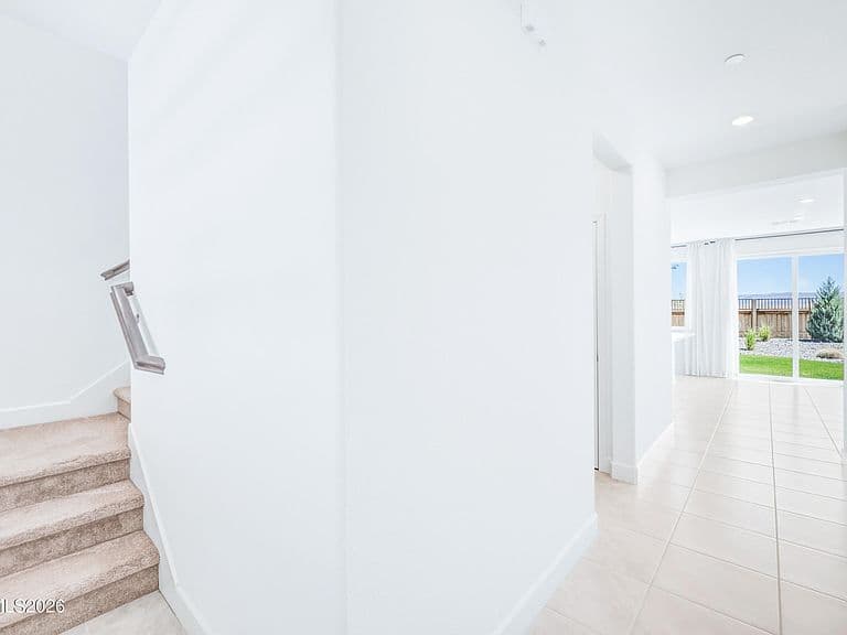 6772 Pilot Peak Ct photo 3