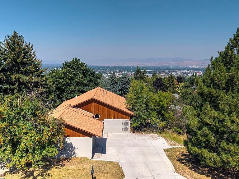 110 Rimrock Way photo 3