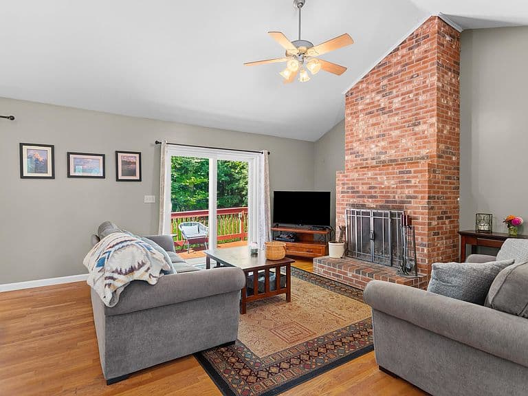 24 Butterfield Mill Road photo 2