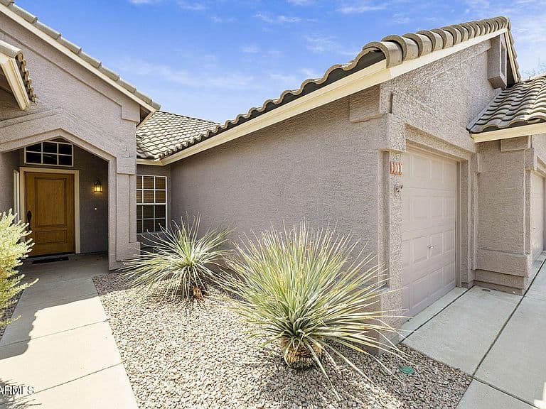 6031 E SCAFELL Circle photo 4