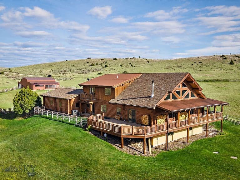 1460 Horseshoe Gulch Rd photo 1