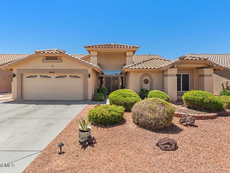 9039 W UTOPIA Road photo 1