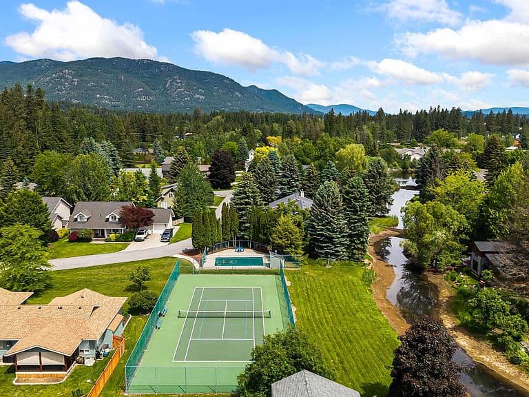 1407 Mathison Dr photo 4