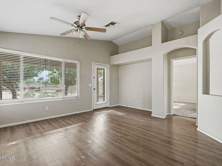 2049 N 109TH Avenue photo 5