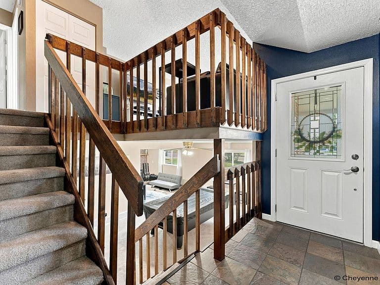 2700 Sagebrush Ave photo 3