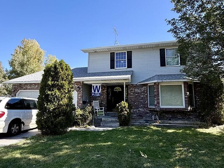 2379 Hoopes Ave photo 2