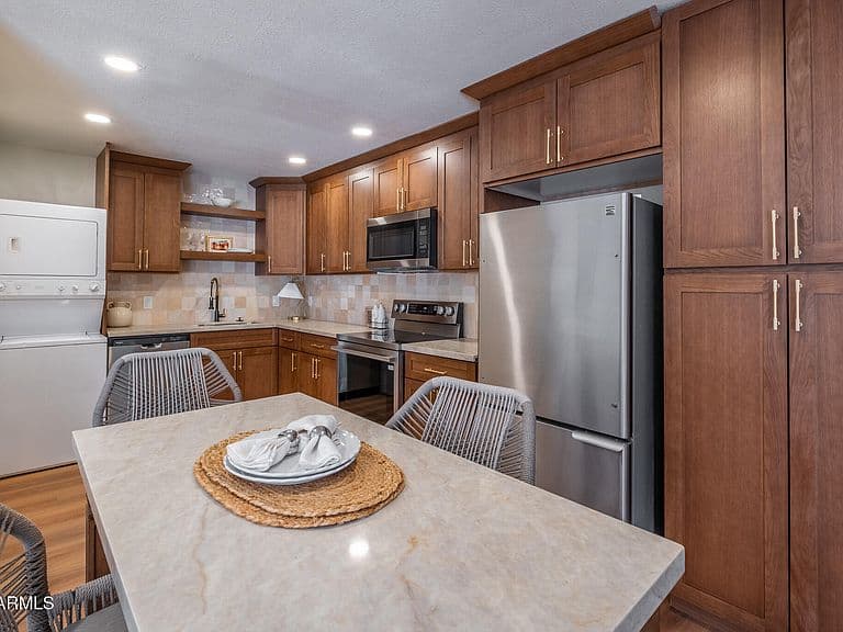 2040 S LONGMORE Street #49 photo 3
