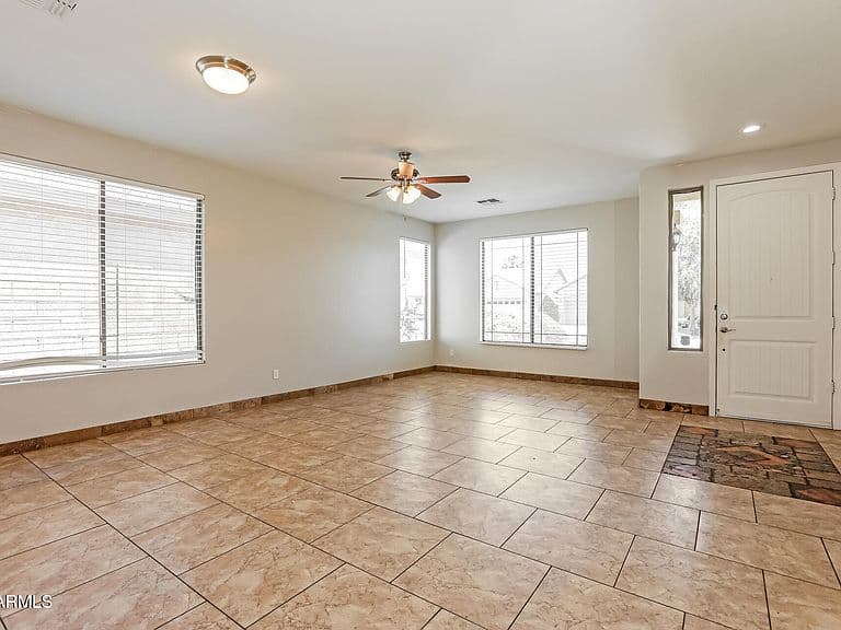 49 E MILL REEF Drive photo 5