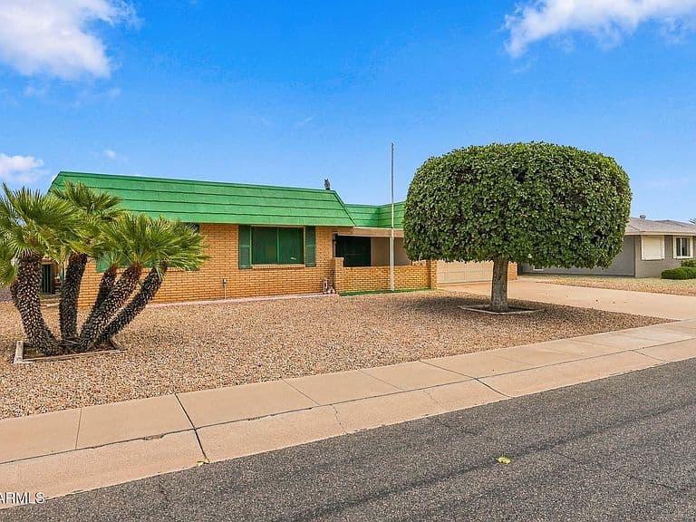 9629 W GLEN OAKS Circle N photo 1