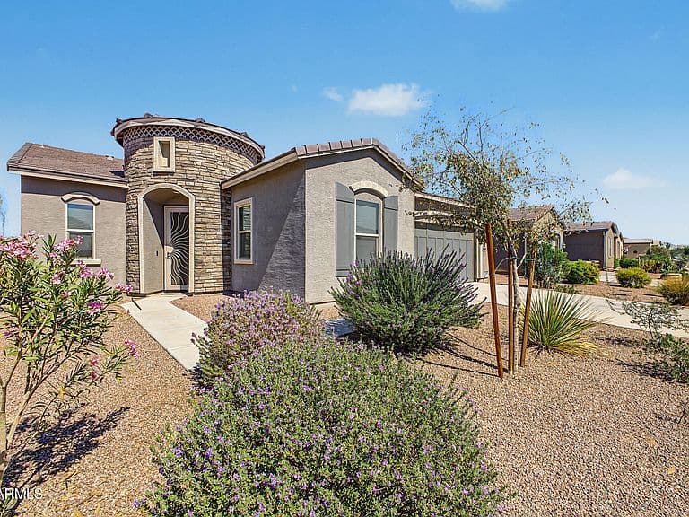 42222 W Sequoia Drive photo 3