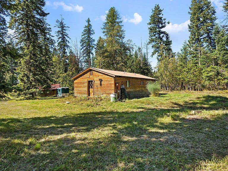 154 Larch Ln photo 3
