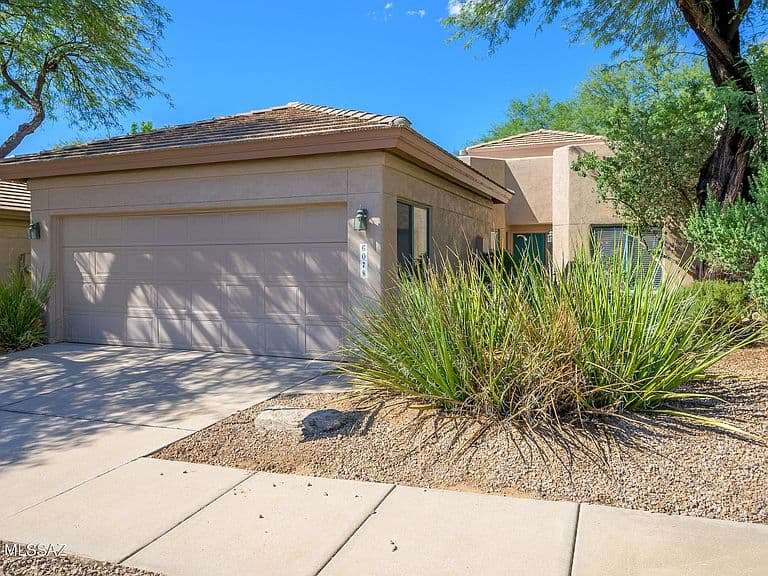 6078 N Running Deer Cir photo 3