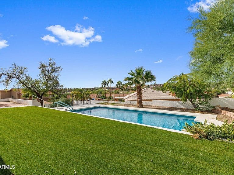 16327 E MONTROSE Drive photo 4