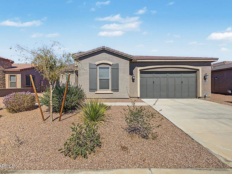 42222 W Sequoia Drive photo 1