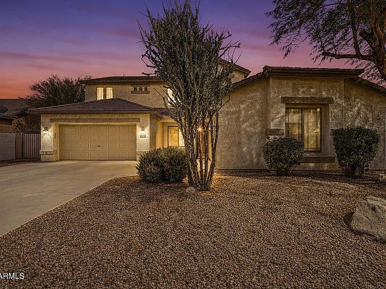 2355 E LA COSTA Place photo 3