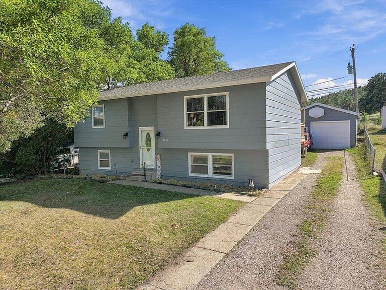 7872 Terry Ave photo 1