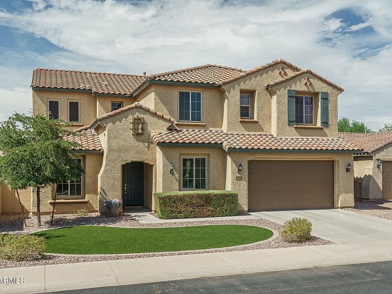 10738 W WHITEHORN Way photo 3