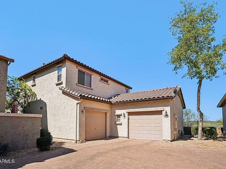 3713 W VIVIAN Court photo 2