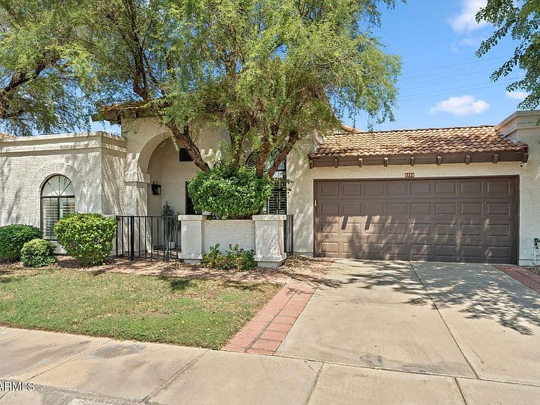 8778 E APPALOOSA Trail photo 2